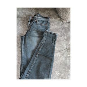 Women’s jeans size 28